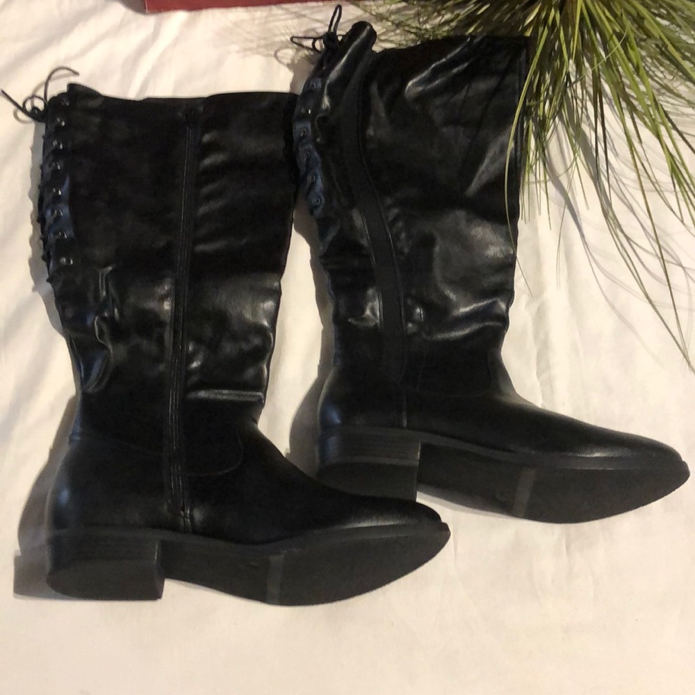 Avenue Boots